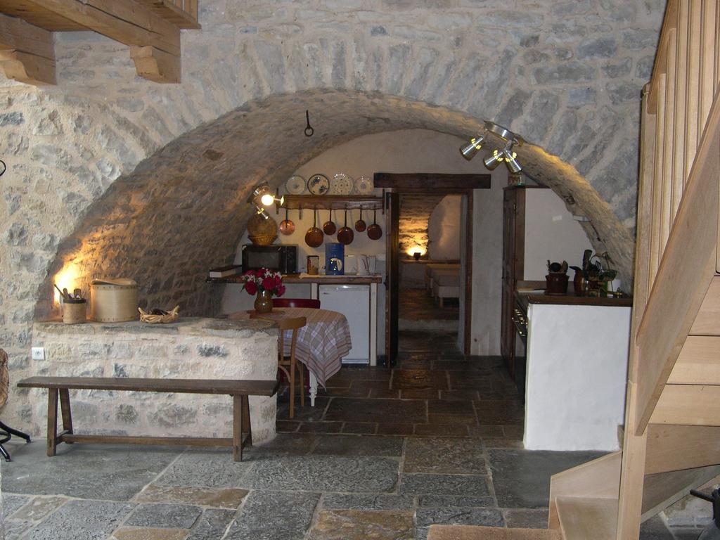 La Bergerie Bed and Breakfast Sainte-Eulalie-de-Cernon Buitenkant foto