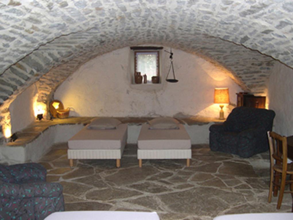 La Bergerie Bed and Breakfast Sainte-Eulalie-de-Cernon Kamer foto